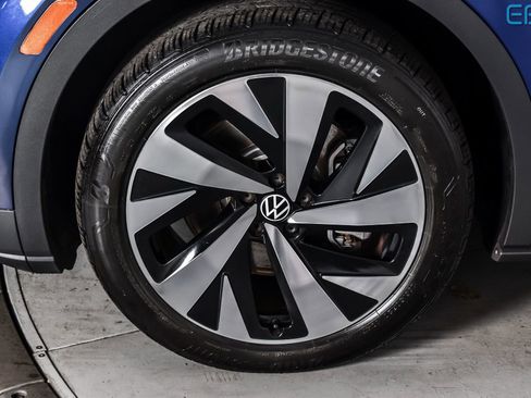 Used 2021 Volkswagen ID.4 Pro S w/ Gradient Package image 10