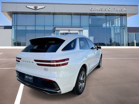 Used 2026 Genesis GV70 2.5T Advanced AWD/4WD image 8