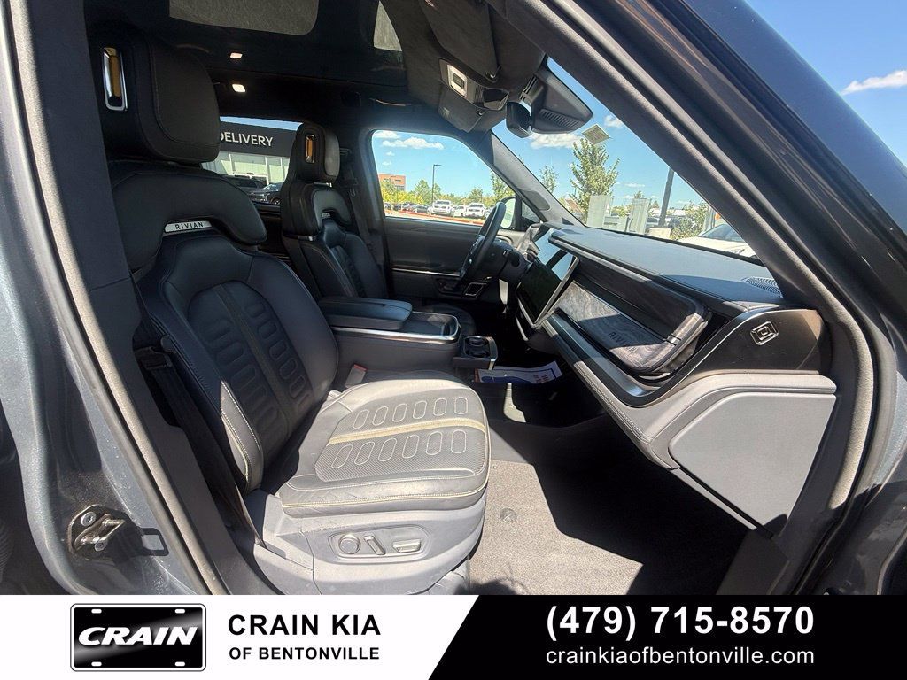 Used 2022 Rivian R1T Adventure AWD/4WD image 30