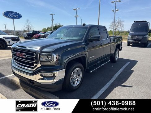 Used 2017 GMC Sierra 1500 SLE w/ SLE Value Package image 1