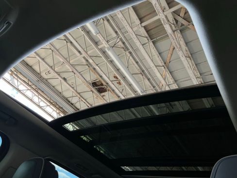 Used 2021 Lincoln Navigator Black Label w/ Cargo Convenience Package image 58