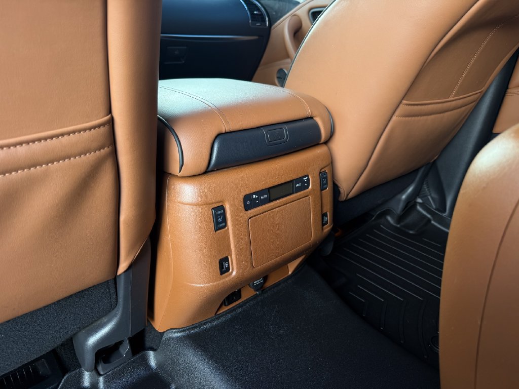 Used 2024 INFINITI QX80 Sensory w/ Cargo Package AWD/4WD image 38
