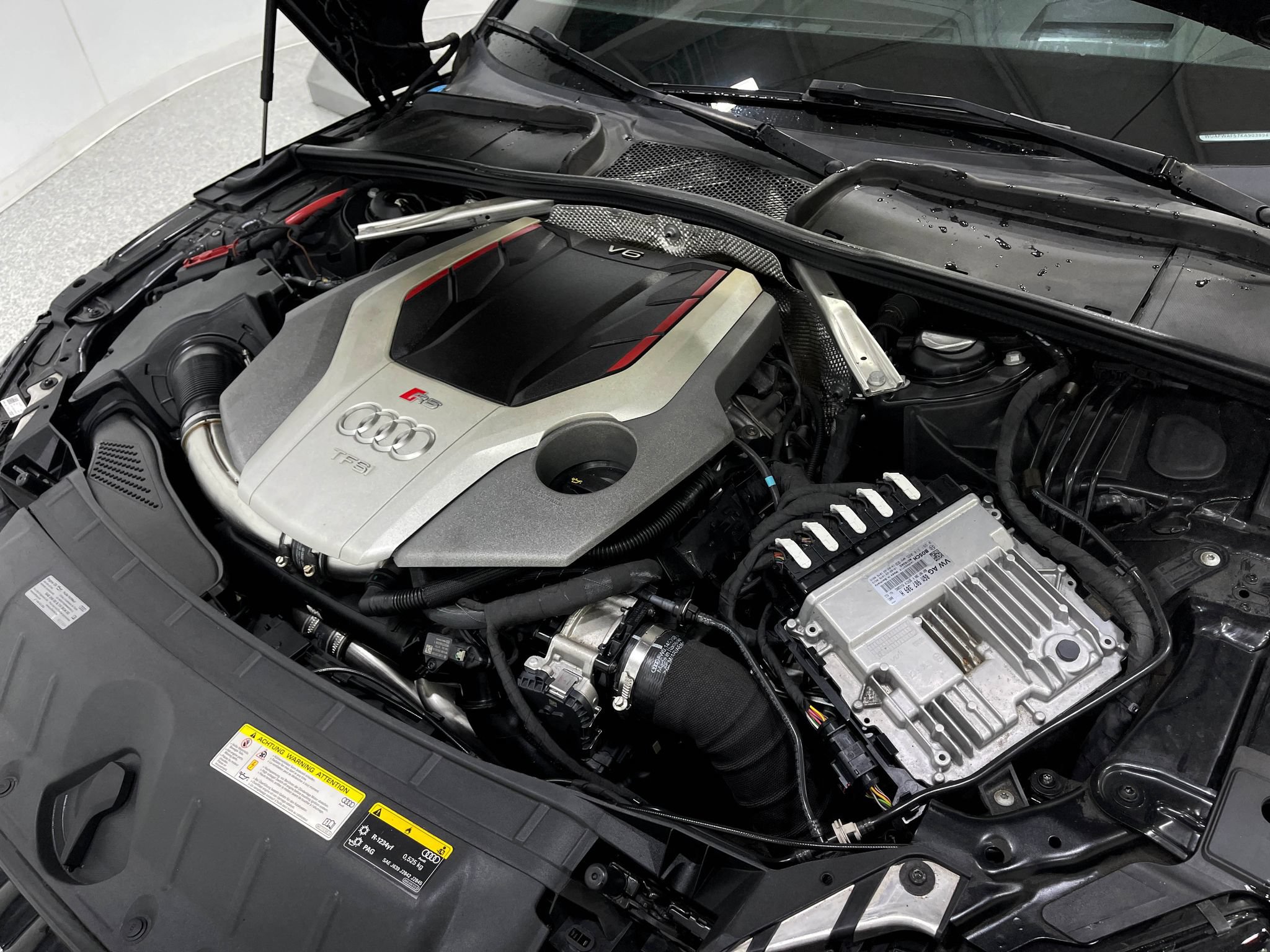 Used 2019 Audi RS 5 w/ Black Optic Carbon Package AWD/4WD image 28