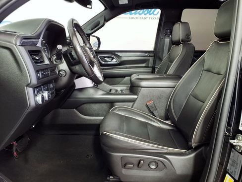 Used 2021 GMC Yukon SLT w/ SLT Luxury Plus Package AWD/4WD image 7
