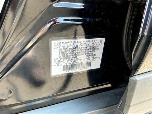 Used 2018 Nissan Kicks SV FWD image 18