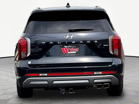 Used 2023 Hyundai Palisade SEL w/ Cargo Package AWD/4WD image 5
