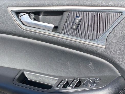 Certified 2024 Ford Edge SEL image 16