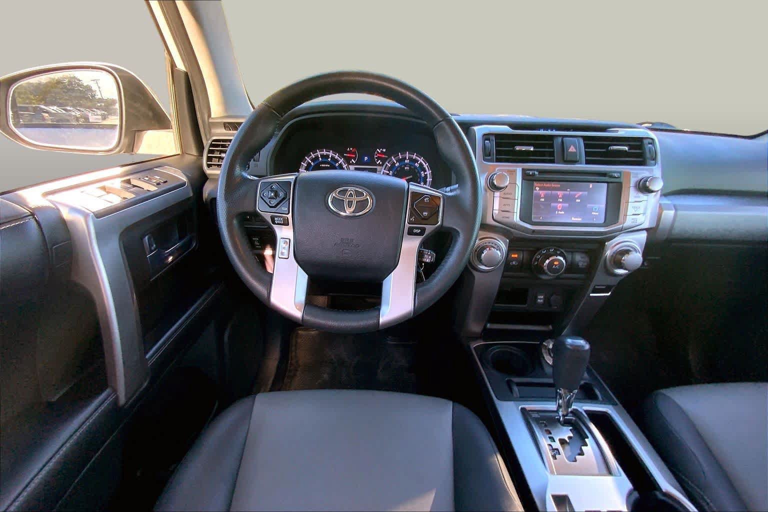 Used 2018 Toyota 4Runner SR5 Premium AWD/4WD image 6