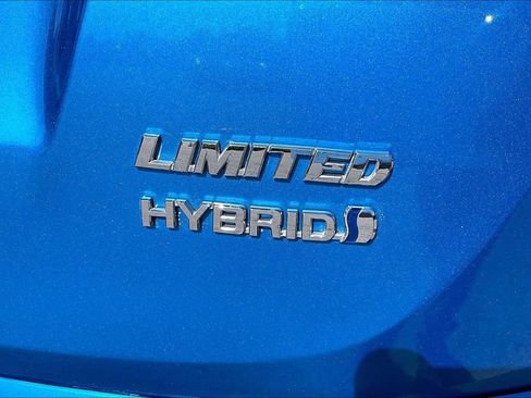 Used 2017 Toyota RAV4 Limited w/ All Weather Liner Package image 24