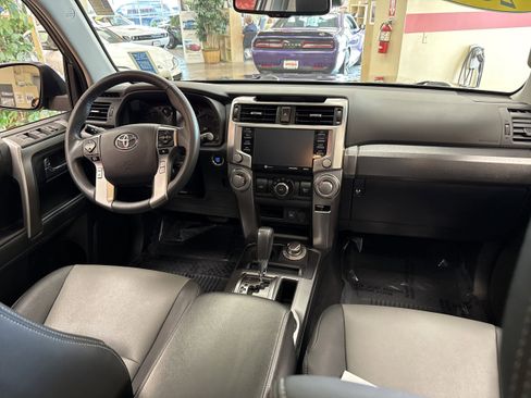 Used 2021 Toyota 4Runner SR5 Premium w/ Moonroof Package image 19