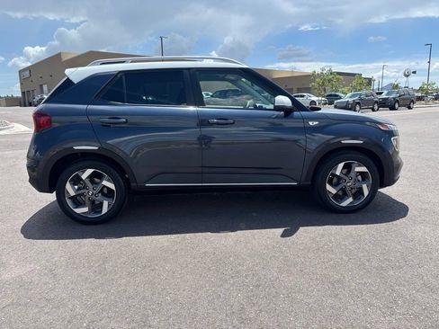 Used 2021 Hyundai Venue w/ Cargo Package FWD image 4