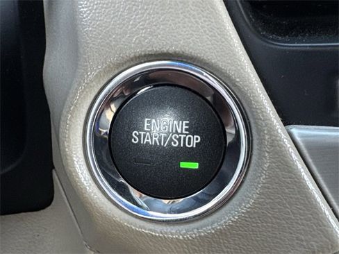 Used 2017 GMC Yukon Denali w/ Open Road Package image 21