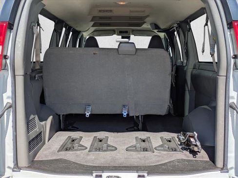 Used 2023 Chevrolet Express 3500 LT w/ LT Preferred Equipment Group RWD image 6