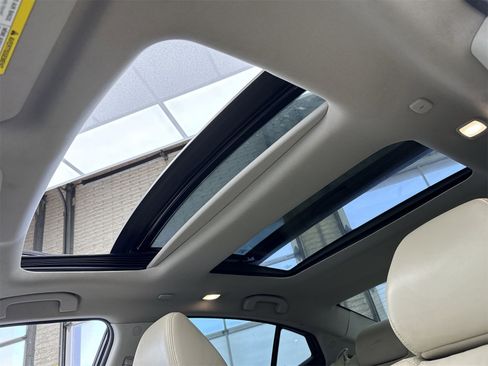 Used 2021 Nissan Maxima Platinum w/ Sport Mat Group image 40