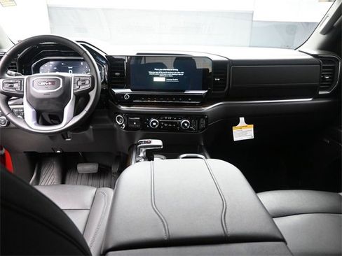Used 2024 GMC Sierra 1500 Elevation w/ Elevation Premium Package image 9