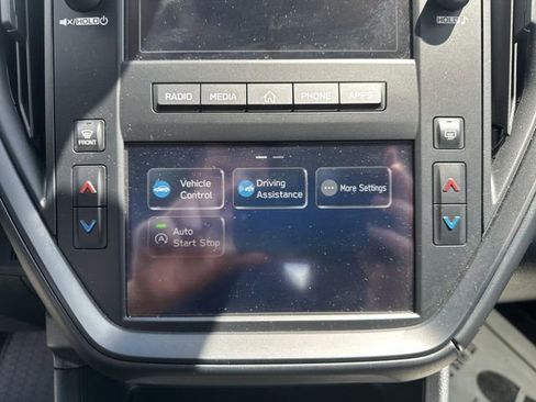 Used 2025 Subaru Impreza 2.0i AWD/4WD image 18