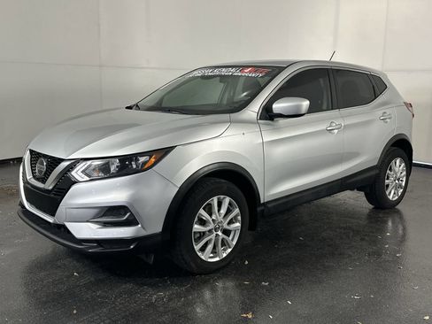 Certified 2021 Nissan Rogue Sport S image 6