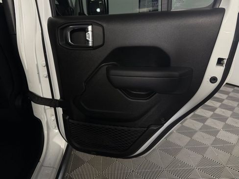 Used 2025 Jeep Wrangler Unlimited Rubicon 4xe w/ Safety Group AWD/4WD image 28