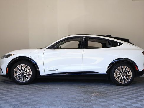 Used 2024 Ford Mustang Mach-E Premium RWD image 7