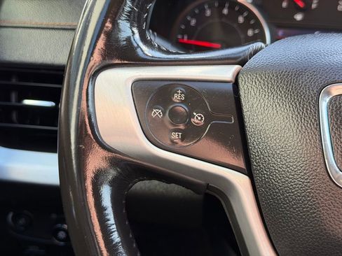 Used 2019 GMC Terrain SLT image 19