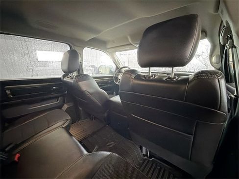 Used 2017 RAM 1500 Sport image 11