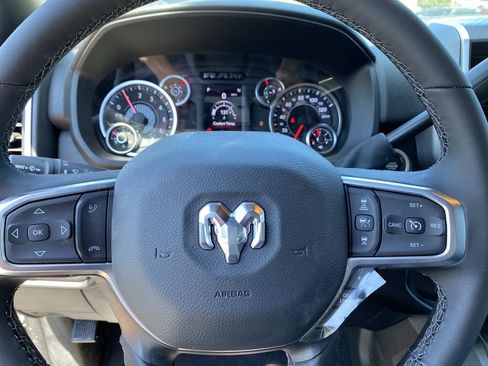 New 2026 RAM 2500 Big Horn AWD/4WD image 12