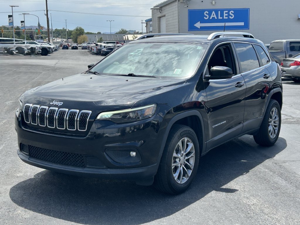 Used 2019 Jeep Cherokee Latitude Plus w/ Comfort/Convenience Group AWD/4WD image 9