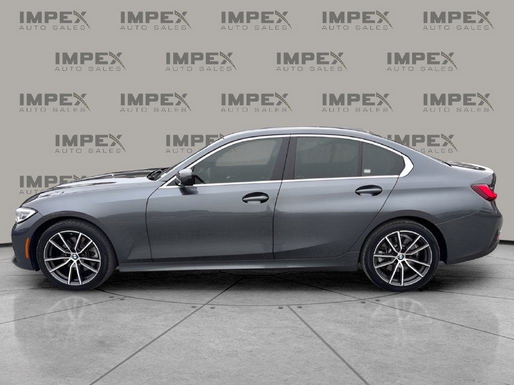 Used 2022 BMW 330i Sedan w/ Premium Package RWD image 2