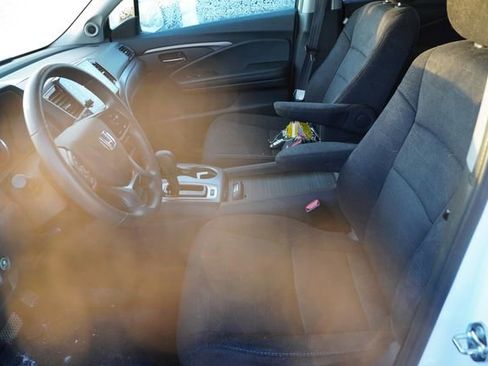 Used 2020 Honda Pilot EX image 4