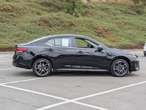 Certified 2025 Nissan Sentra SR image 6