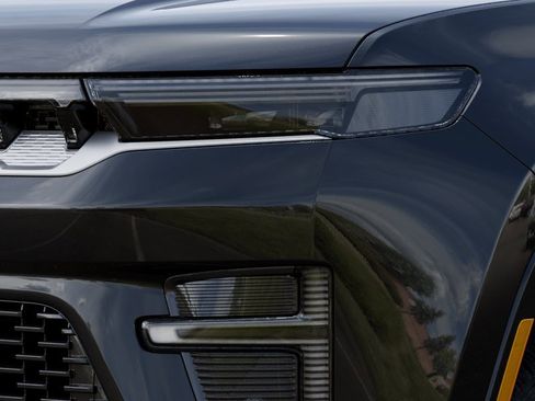 New 2026 Jeep Grand Wagoneer 4WD image 36