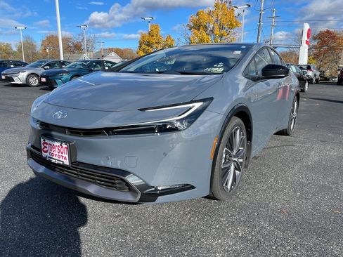 New 2026 Toyota Prius XLE image 1
