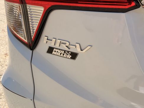 Certified 2022 Honda HR-V EX image 26