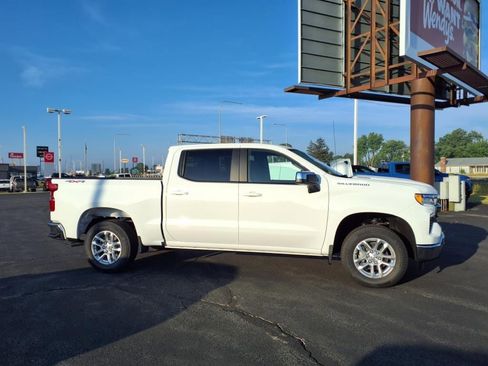 New 2025 Chevrolet Silverado 1500 LT AWD/4WD image 2
