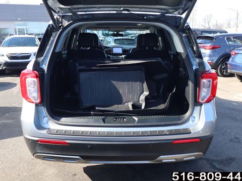 Used 2022 Ford Explorer XLT w/ Equipment Group 202A image 31