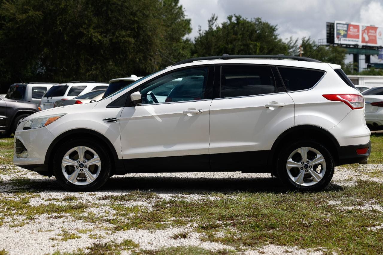 Used 2013 Ford Escape SE FWD image 3