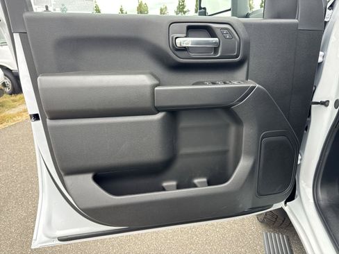 New 2026 GMC Sierra 2500 Pro w/ 1SA Pro Safety Plus Package AWD/4WD image 17
