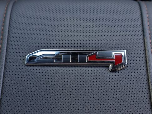 Used 2026 GMC Sierra 2500 AT4 w/ AT4 Premium Plus Package image 27