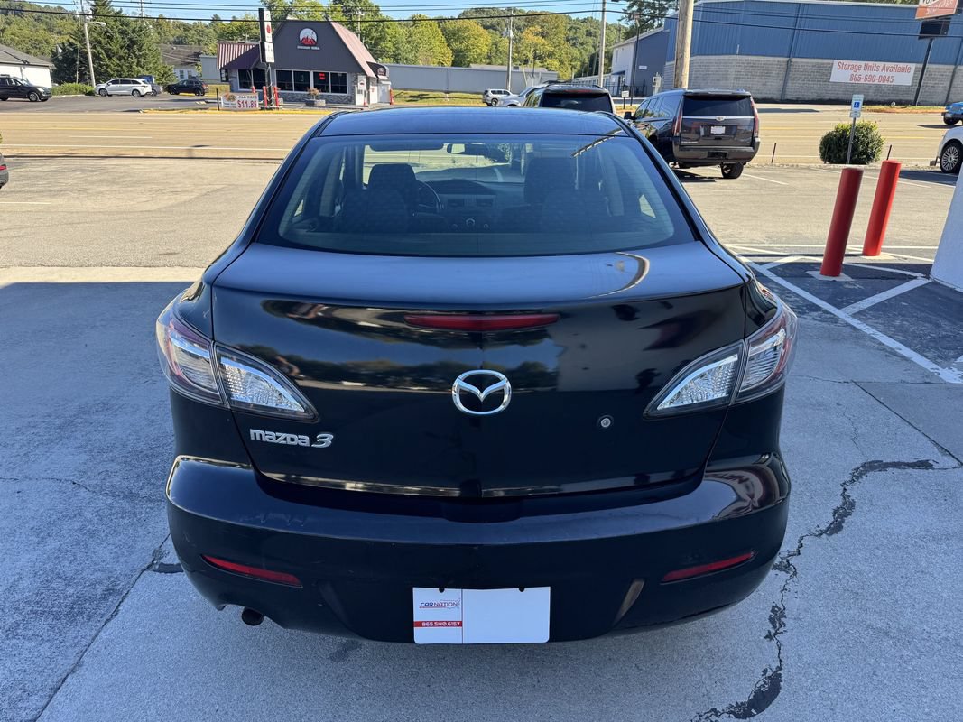 Used 2013 MAZDA MAZDA3 i SV FWD image 5