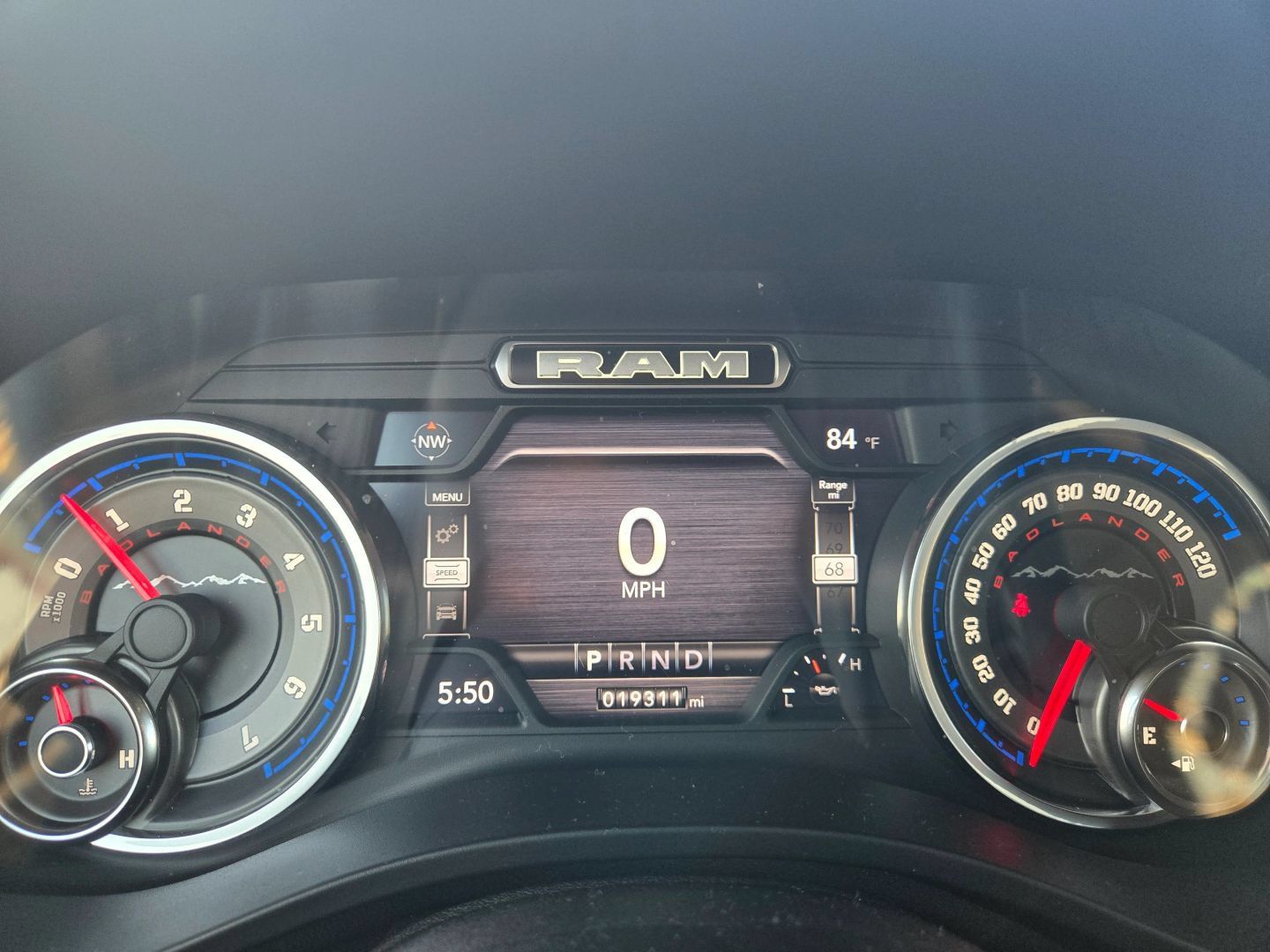 Used 2022 RAM 1500 Big Horn AWD/4WD image 23