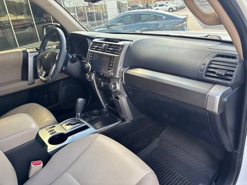 Used 2021 Toyota 4Runner SR5 Premium w/ Moonroof Package RWD image 12