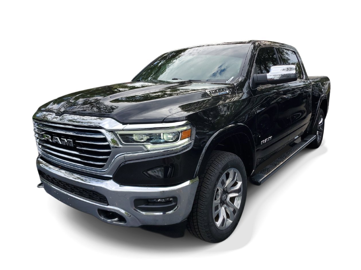 Used 2024 RAM 1500 Limited AWD/4WD image 2