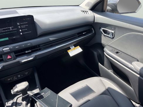 New 2026 Kia K4 EX FWD image 10