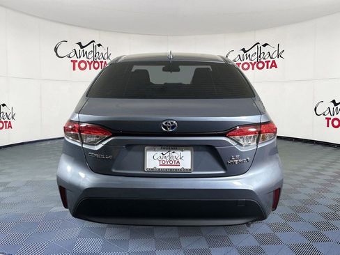Used 2024 Toyota Corolla LE AWD/4WD image 7
