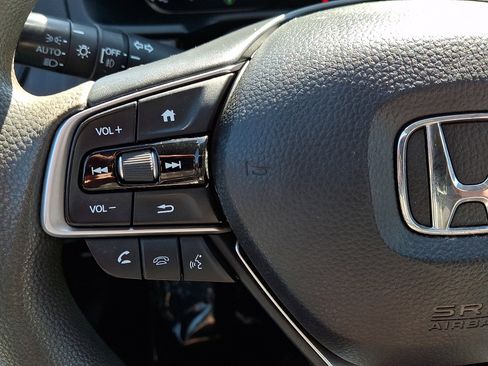 Used 2020 Honda Accord EX image 21