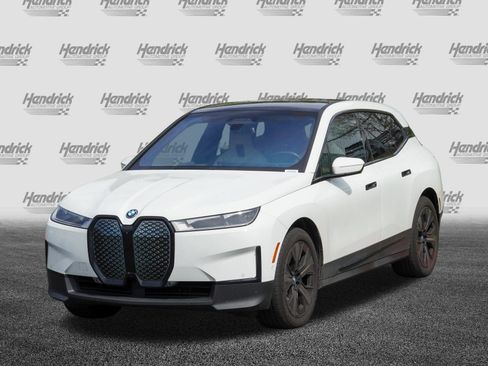 Used 2024 BMW iX xDrive50 AWD/4WD image 5