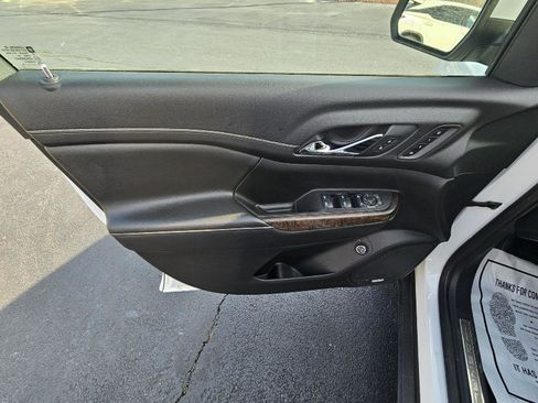 Used 2020 GMC Acadia Denali w/ Denali Ultimate Package image 7