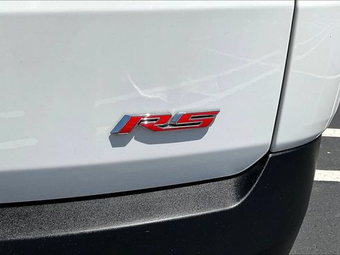 Used 2023 Chevrolet Traverse RS AWD/4WD image 21