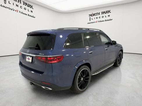 Used 2024 Mercedes-Benz GLS 450 4MATIC image 9