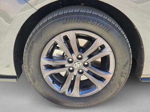 Certified 2025 Toyota Sienna XSE w/ XSE Premium Package image 22